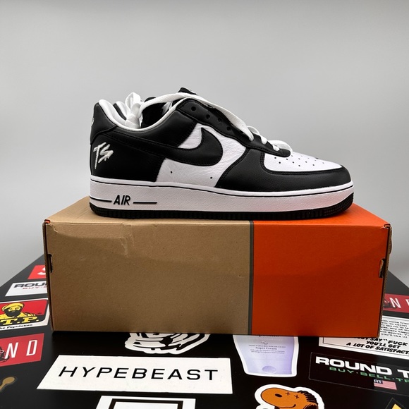 Terror Squad x Nike Air Force 1 QS "Blackout" - Picture 5 of 8